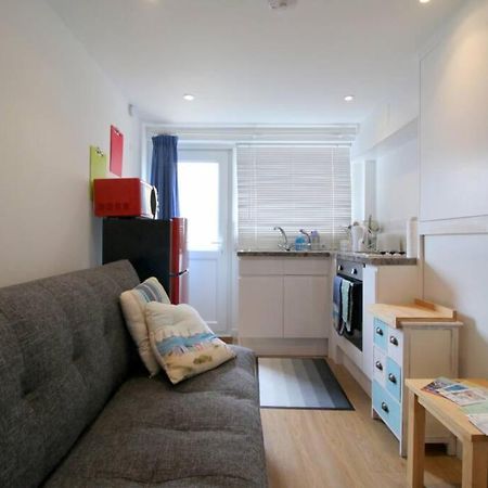 Pebbles Apartment By Air Premier Seaford Extérieur photo